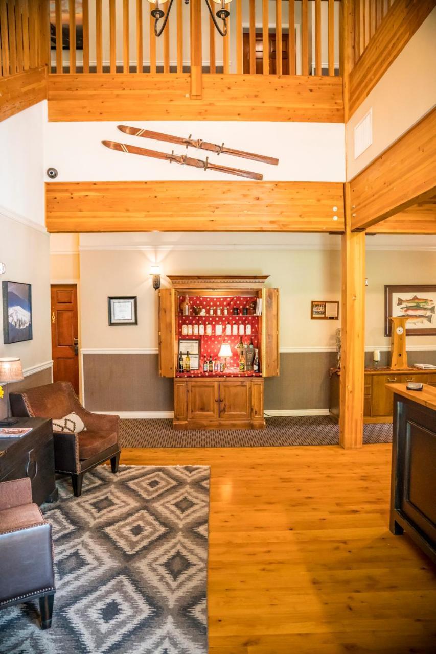 Pine Ridge Inn Bend Exterior foto